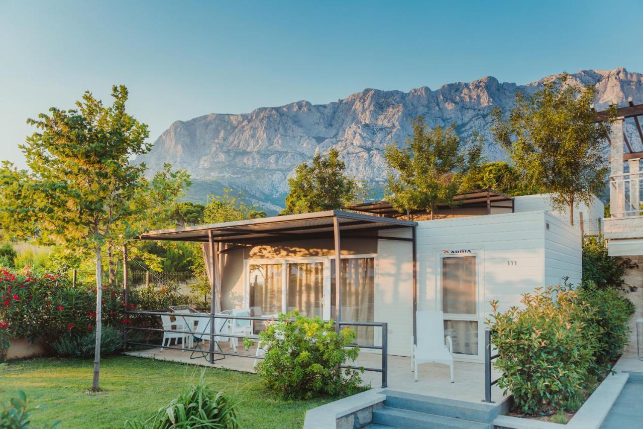 מאקרסקה Poseidon Mobile Home Resort מראה חיצוני תמונה