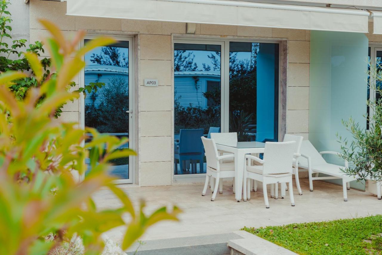 מאקרסקה Poseidon Mobile Home Resort מראה חיצוני תמונה