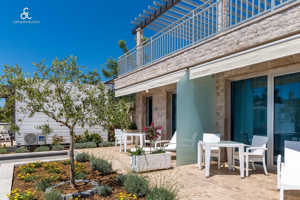 מאקרסקה Poseidon Mobile Home Resort מראה חיצוני תמונה
